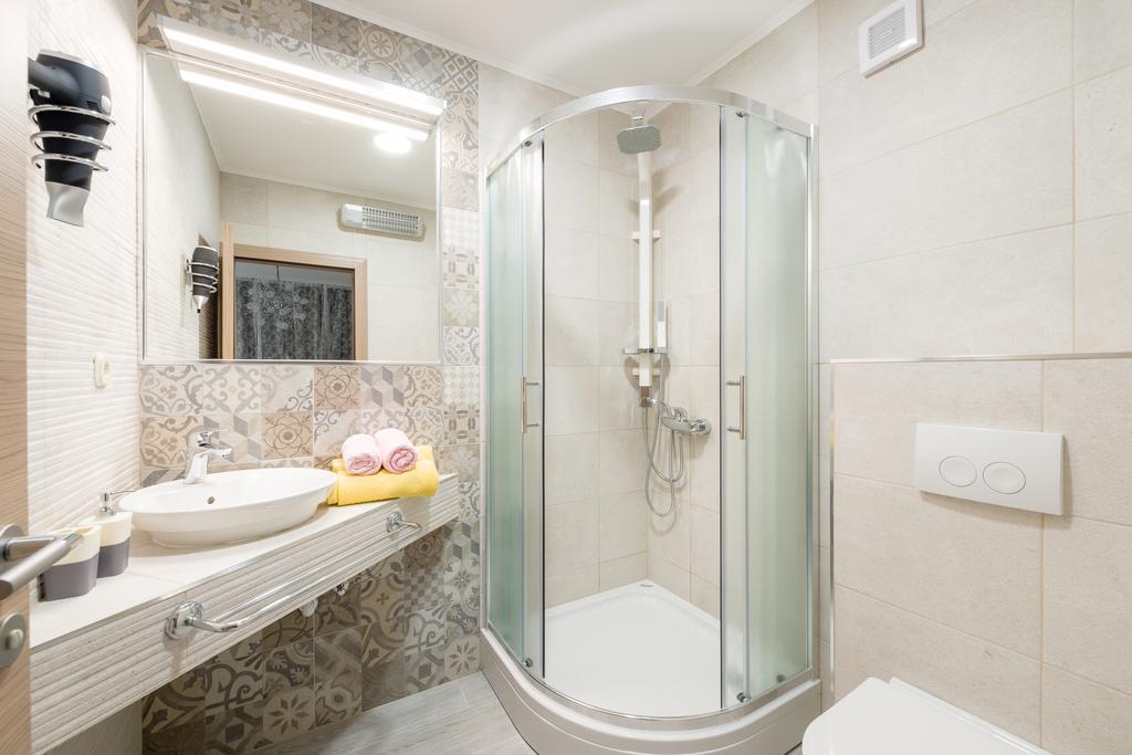 Superb Beachfront Luxury Seaview With Private Beach Milna  Bagian luar foto